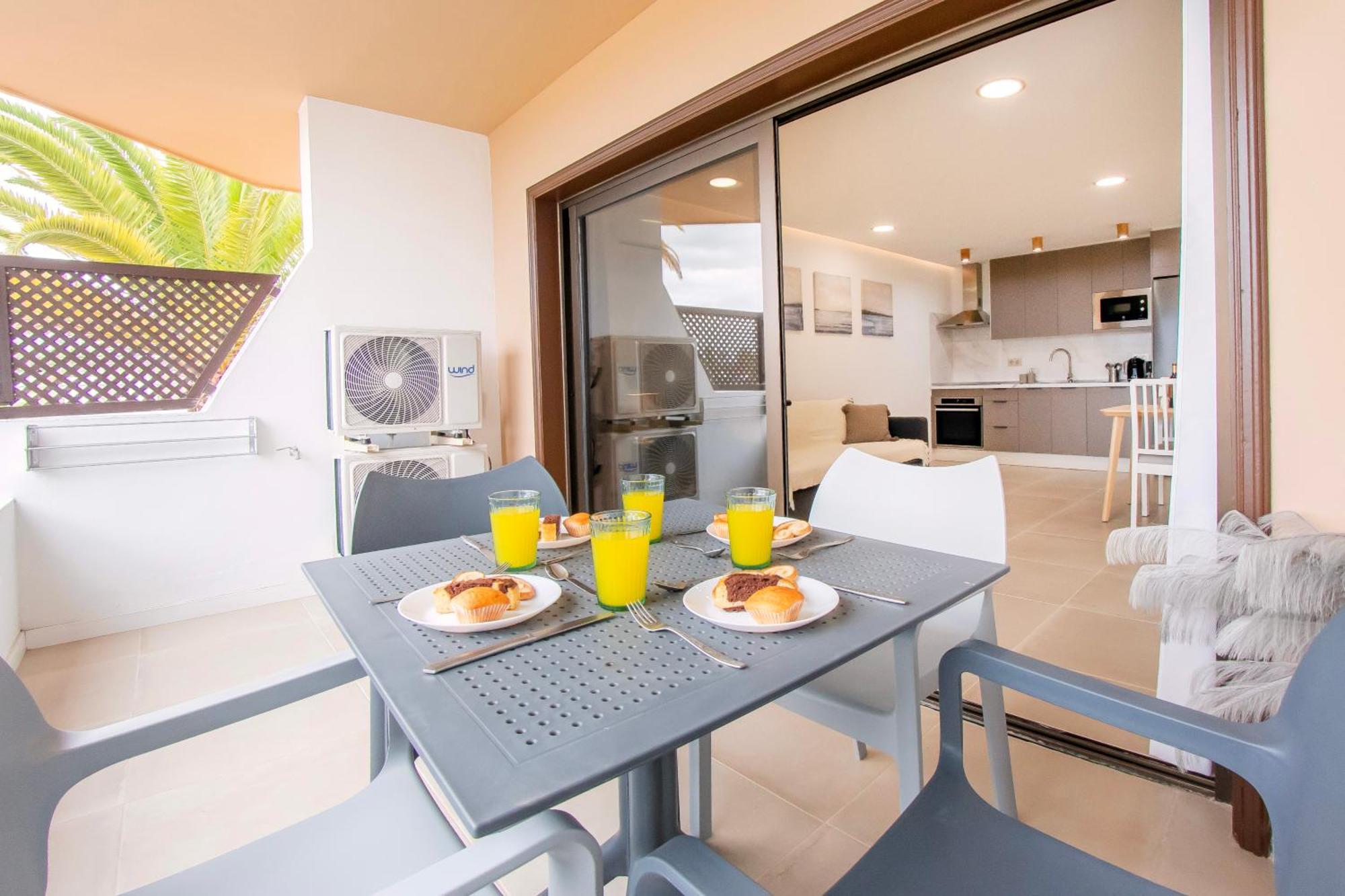 Newly Renovated, Luxurious Apartment With A Heated Pool, 259 サンミゲル・デ・アボナ エクステリア 写真