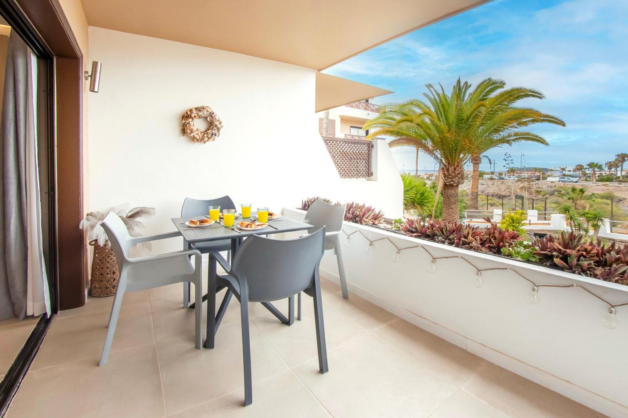 Newly Renovated, Luxurious Apartment With A Heated Pool, 259 サンミゲル・デ・アボナ エクステリア 写真