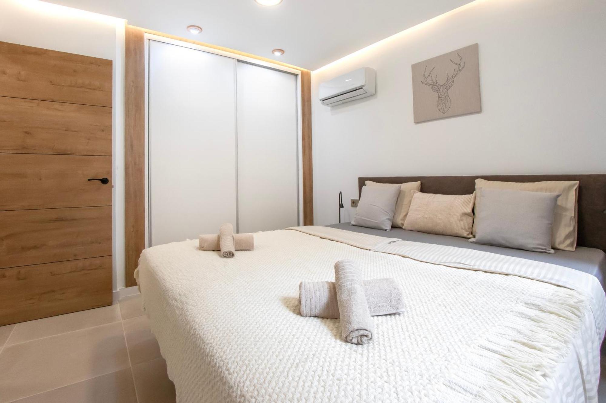 Newly Renovated, Luxurious Apartment With A Heated Pool, 259 サンミゲル・デ・アボナ エクステリア 写真